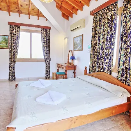 Marilena Sunset 1 Villa Pomos