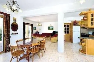 Marilena Sunset 1 Pomos